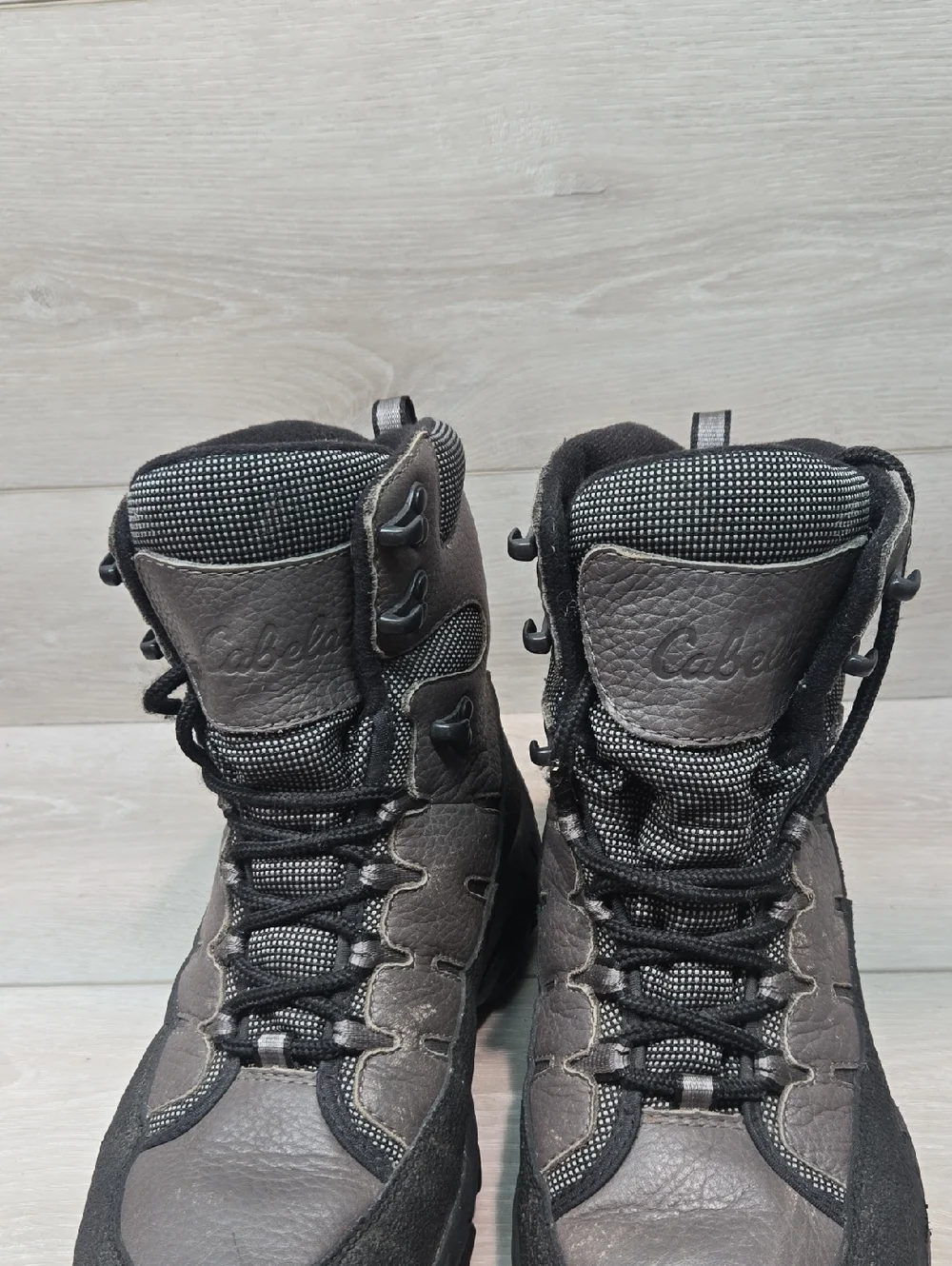 Cabelas Mens Dry Plus Thinsulate Gray& Black Insulated Hiking Boots Shoes Sz 9D